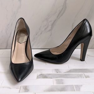 Vince Camuto Black Pointed Toe Pumps Size 5.5